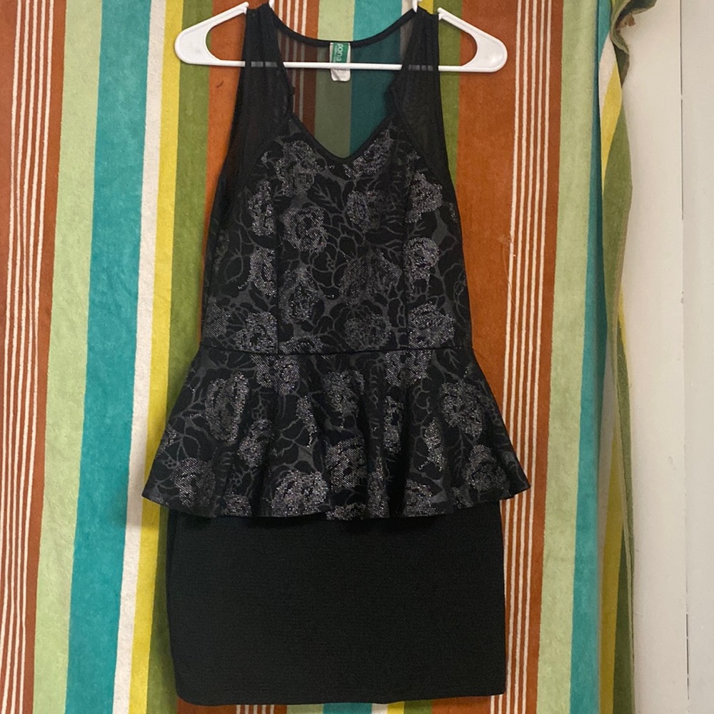 Ipona Dress
